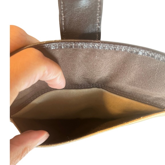 Coach NWT Suede Tan/Mahogany Wristlet - Picture 7 of 9